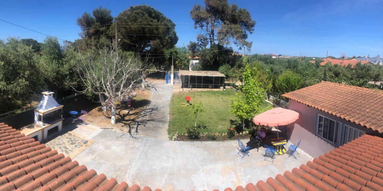 Malou Garden House Near The Beach Glifa  Exterior foto